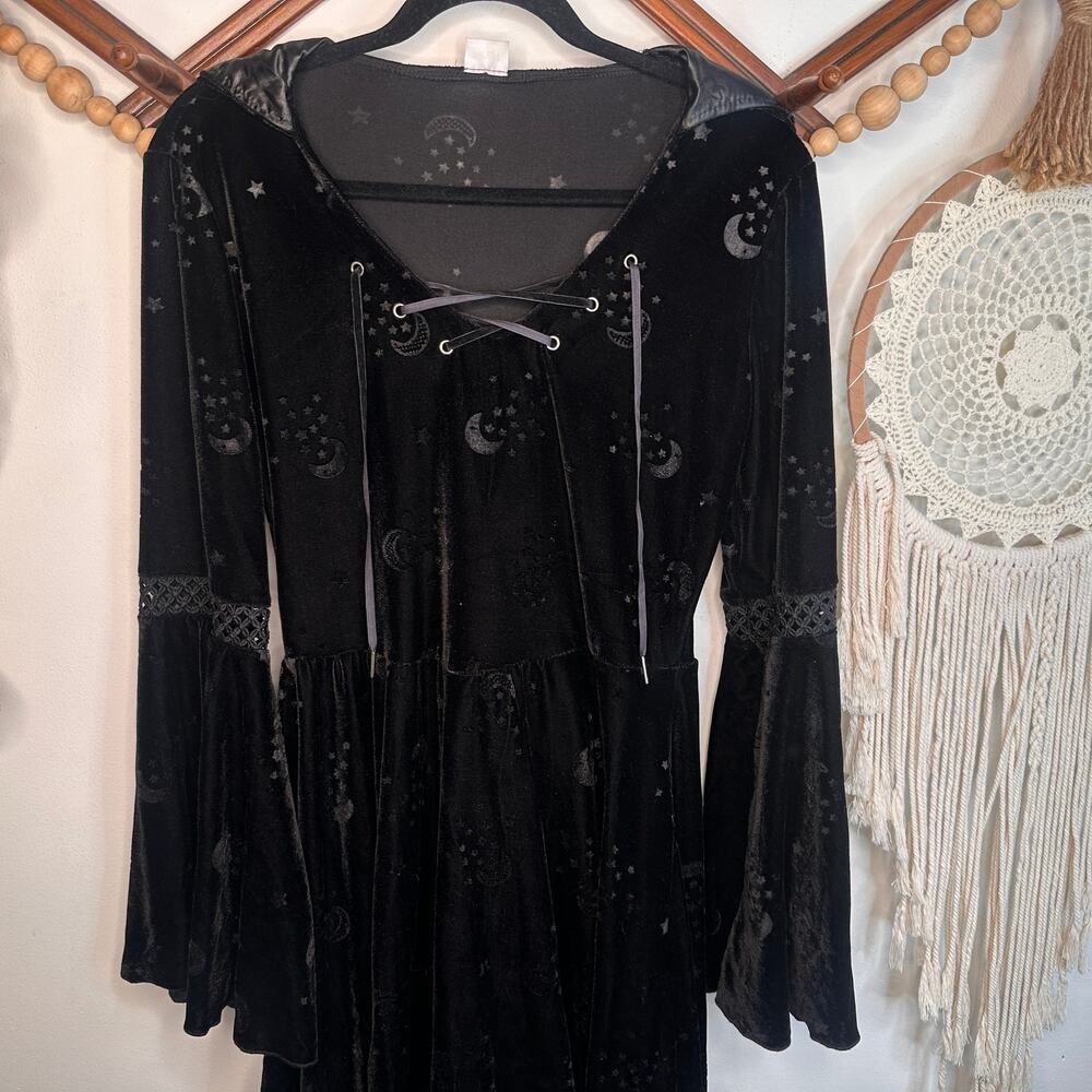Spirit Halloween Black Velvet Celestial Coven Hooded Dress